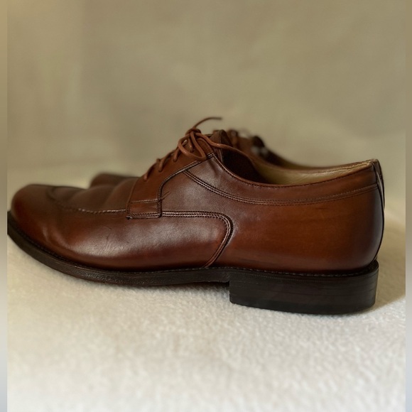Johnston & Murphy Men’s Size 11 1/2 Brown Leather Shoes - Picture 2 of 16